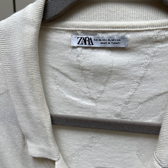 Zara Off-White Floral Knit Fabric Short Sleeved Button up Shirt - Picture 5 of 8